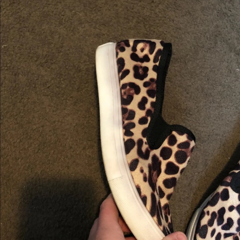 Leopard slides - Picture 3 of 4